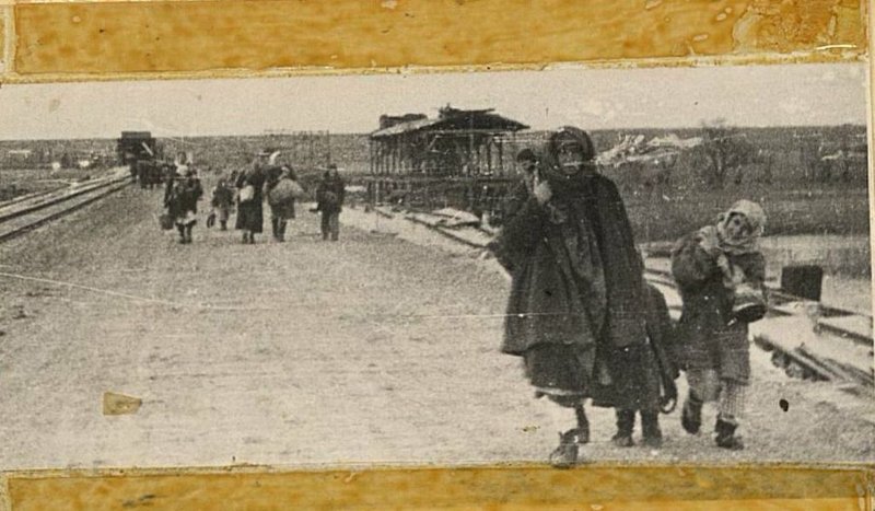 Image: Liberated Soviet Citizens Return Home
