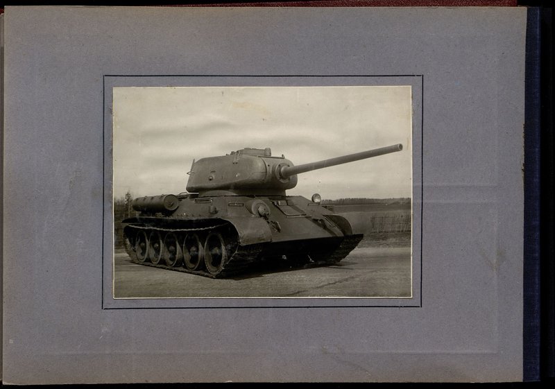 Original image: Medium tank T-34-85 (with a gun T-D-5)