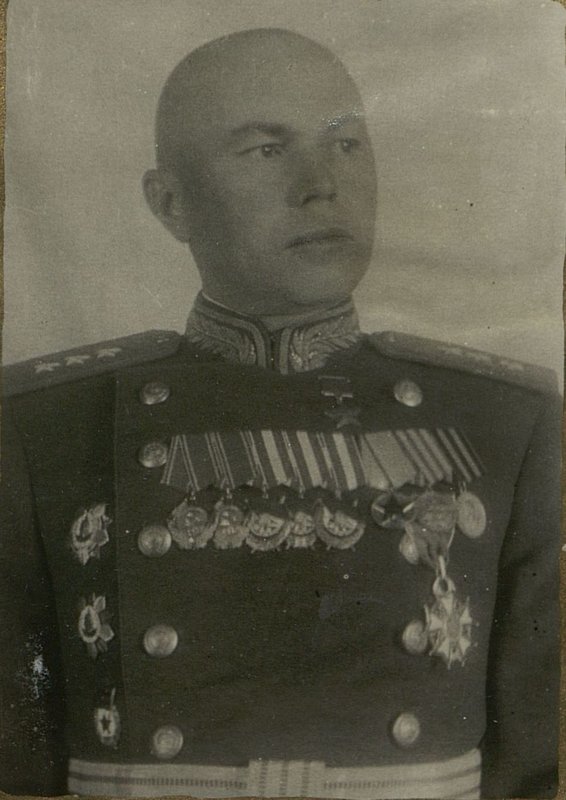 Фотография: Командующий 35 армией гвардии генерал-полковник Захватаев Н.Д.