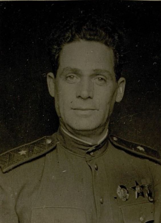 Image: Major General of Tank Forces Mikhail Rabinovich. Commander of the armored and mechanized forces of the northwestern front
