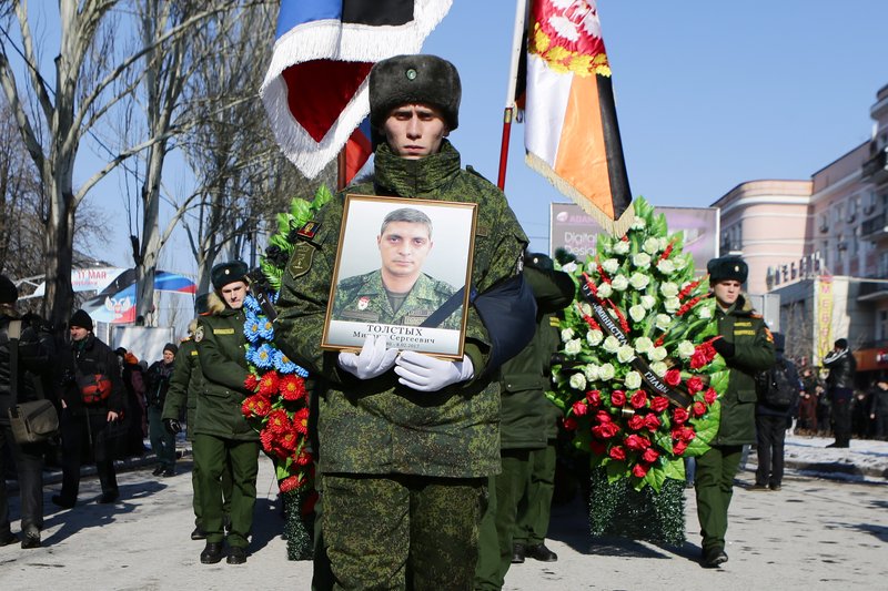Церемония прощания с командиром батальона "Сомали" Михаилом Толстых в Донецке.