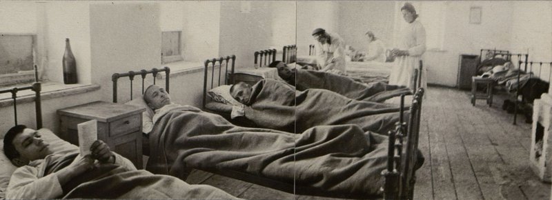 Фотография: Полковой лазарет