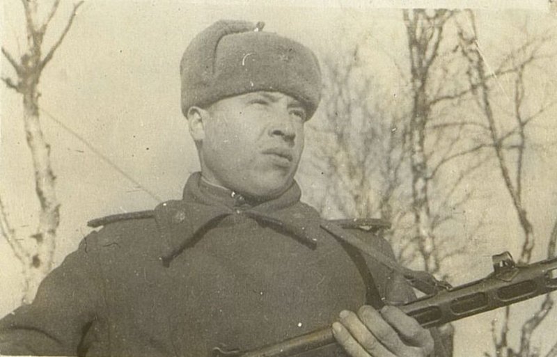Фотография: 3 стр. бат. гвардии сержант Фроленков участ. захвата 3-х языков