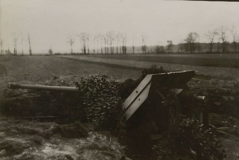 Image: 88 m / m indirect aiming gun destroyed on 16.4.45 in the area of Forst