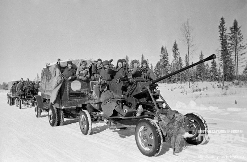 Artillerymen are heading West