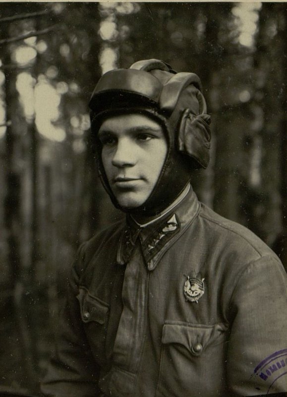 Image: Driver-mechanic Senior Sergeant Dubovoy