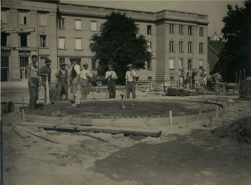 Фотография: Перед бетонированием фонтана