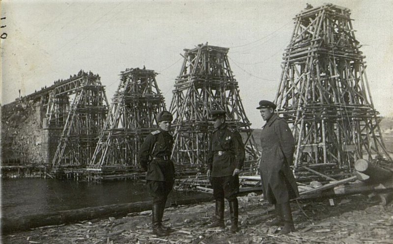Image: Bridge over the Volga river near the city of Rzhev
