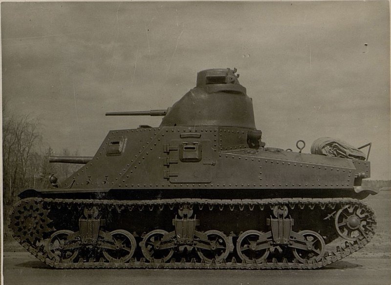Фотография: Средний танк M-3 "Генерал Грант" (американский)