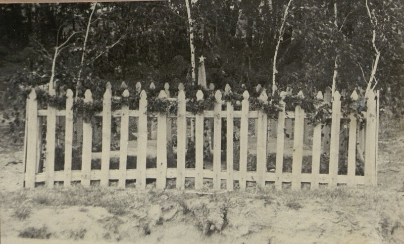 Image: War burial, Grodno region, Zelvensky district, Kostrovichy village council, cemetery, east of the village of Liski, 500 m