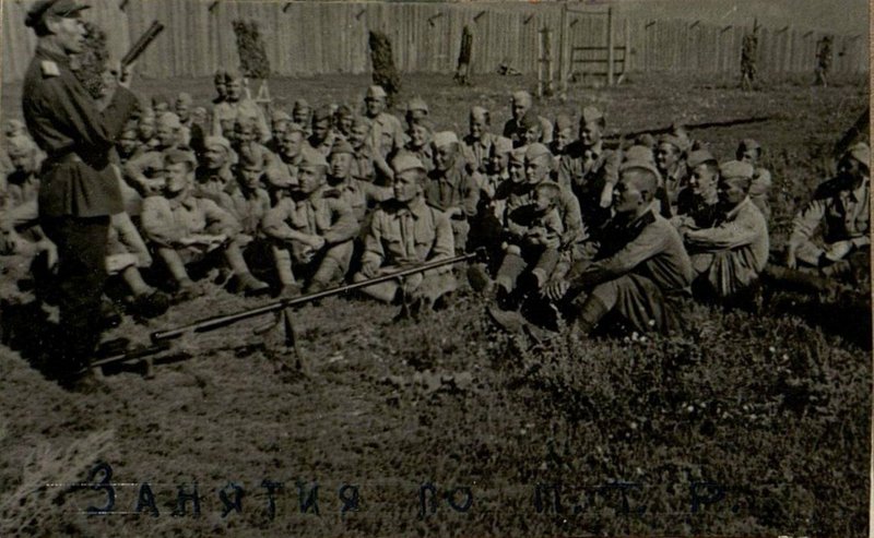 Фотография: Занятия по противотанкового батальонаР