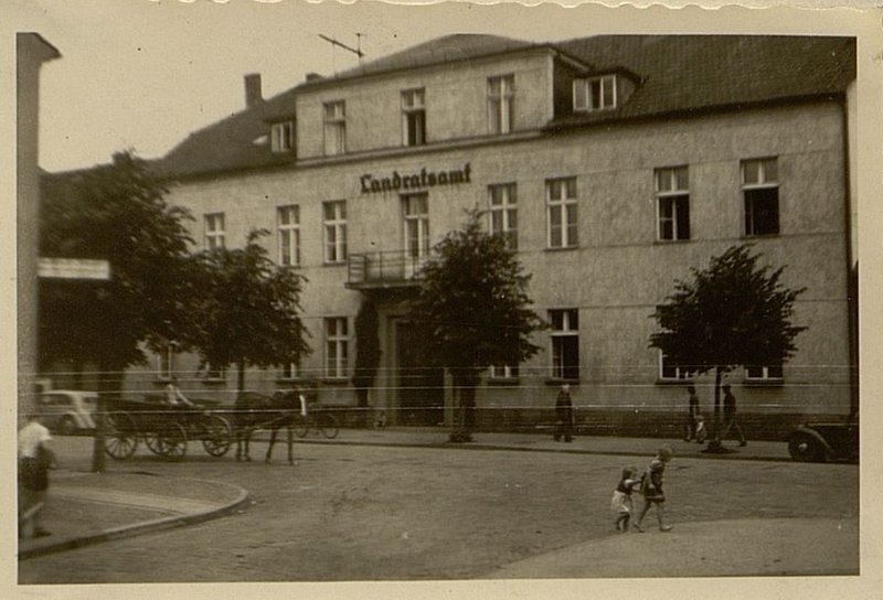Фотография: г. Гентин. Управление Ландрата