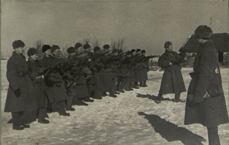 Фотография: Альбом истории 13 Армии в фото-документах