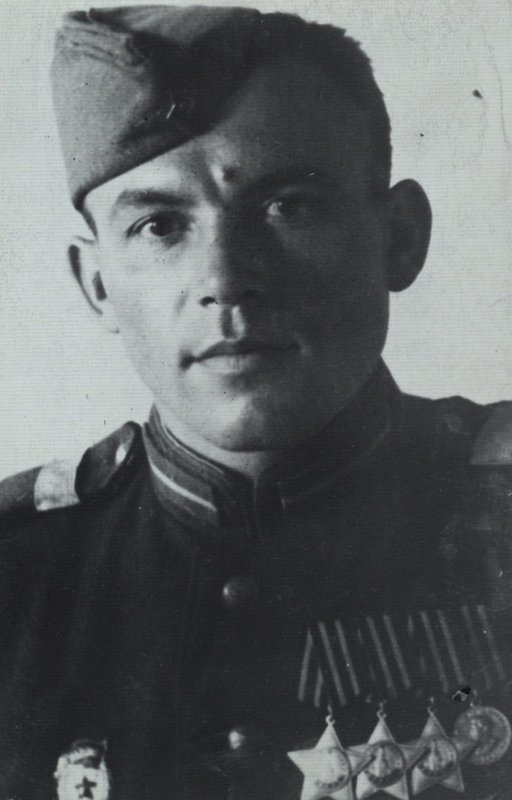 Borodkin F.F., senior sergeant of the reconnaissance company of the 327th Guards Rifle Regiment