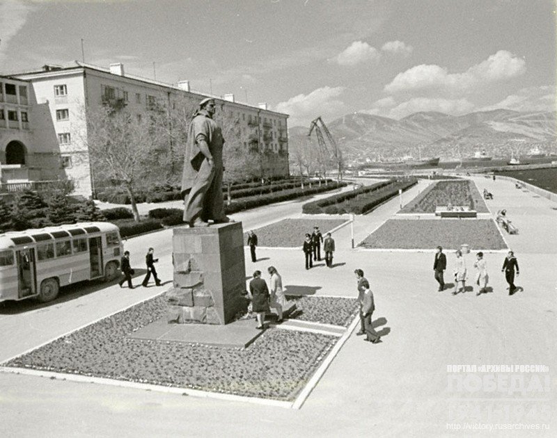 Memorial to the Unknown Sailor in Naberezhnaya street in Novorossiysk
